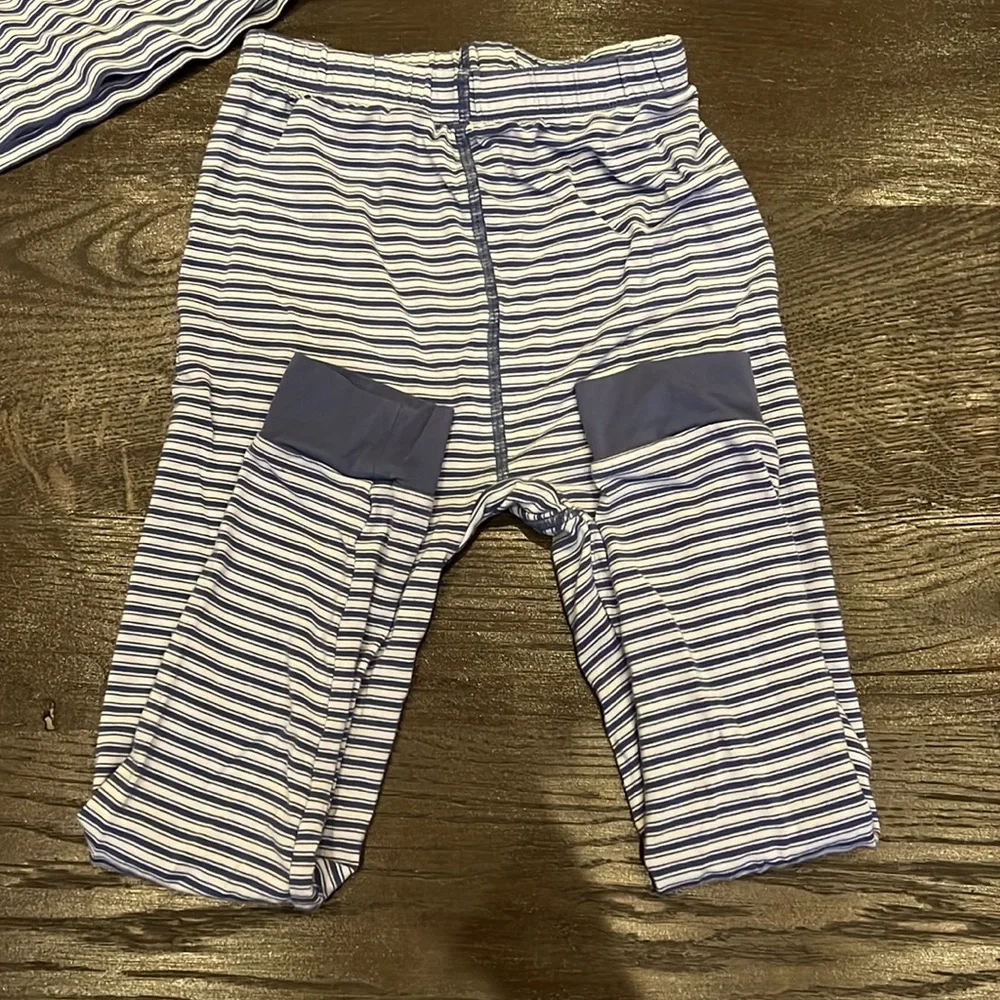 Kids Striped Long Sleeve Pajama Set in Blue and White